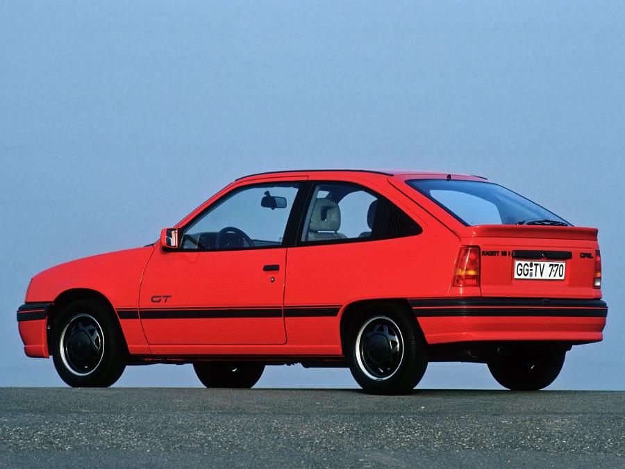  Opel Kadett GT 3-Door (E) 1989 года  (фото 2 из 2)